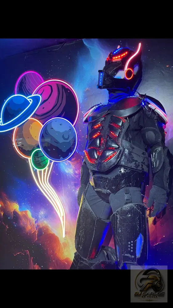 Robô de LED Megatron - Mandala Eventos