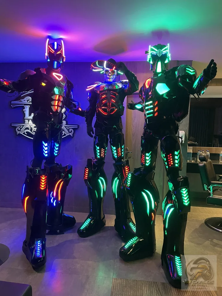Robô de LED Megatron - Mandala Eventos