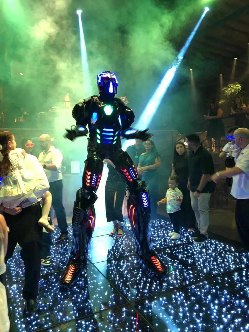 Robô de LED Mandala em festa