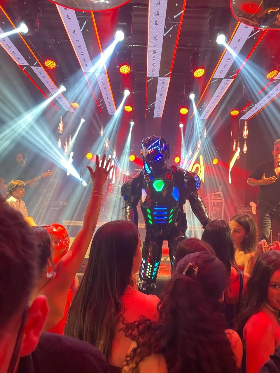 Robô de LED Mandala em festa
